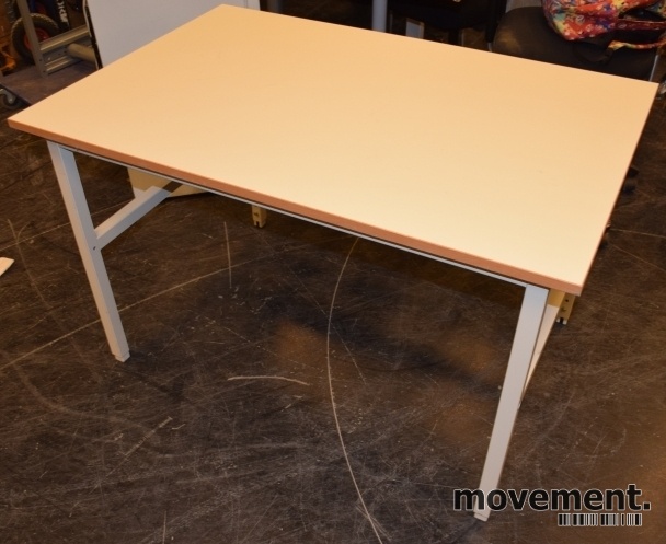 Solgt!Solid arbeidsbord / arbeidsbenk med - 1 / 3