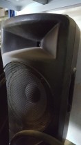 Aktive PA-Høyttalere, 4 stk selges samlet, bl.a. 1 stk JBL Eon 515XT, Delehøyttaler/rep.objekter