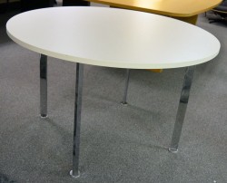 Rundt møtebord Ø=120cm, H=72, hvit plate (ny / ubrukt), krom understell, pent brukt