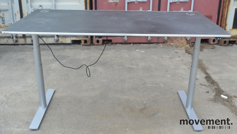 Solgt!Skrivebord fra Holmris med - 1 / 4