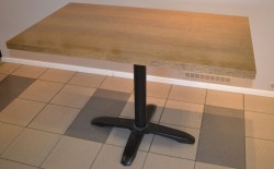 Kafebord med bordplate i eik finer, 120x70cm bordplate, 77cm høyde, pent brukt