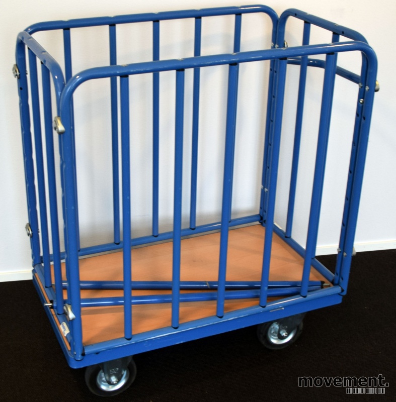 Solgt!Tralle med blå ramme i metall, - 1 / 5