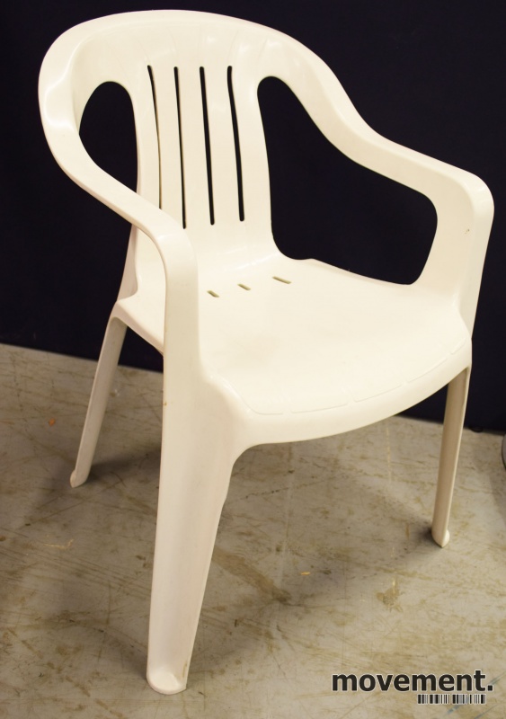 Solgt!Plaststoler / hagestoler i hvitt - 1 / 3