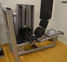 Gym 80 Sygnum beinpressmaskin / seated leg press, pent brukt