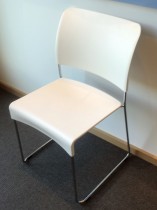 Stablebar konferansestol fra Vitra i hvitt/krom, modell SIM, design: Jasper Morrison, pent brukt