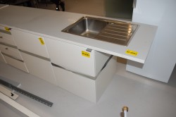 Ikea-kjøkken, Metod-serie med hvite fronter, se delebeskrivelse, kun brukt 7mnd