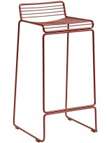 Barstol fra Johanson Design, mod Venus iblått stoff, 83 cm Barstol fra Johanson Design, mod Venus irødt stoff, 83 cm