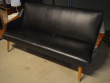 Solgt!2-seter sofa i sort skai / teak, - 1 / 3