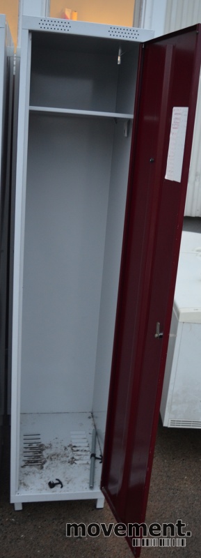 Solgt!Garderobeskap i stål lys grå med - 2 / 2