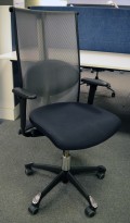 IKEA Renberget kontorstol i sortkunstskinn sort stoff IKEA Renberget kontorstol i sortkunstskinn sort stoff