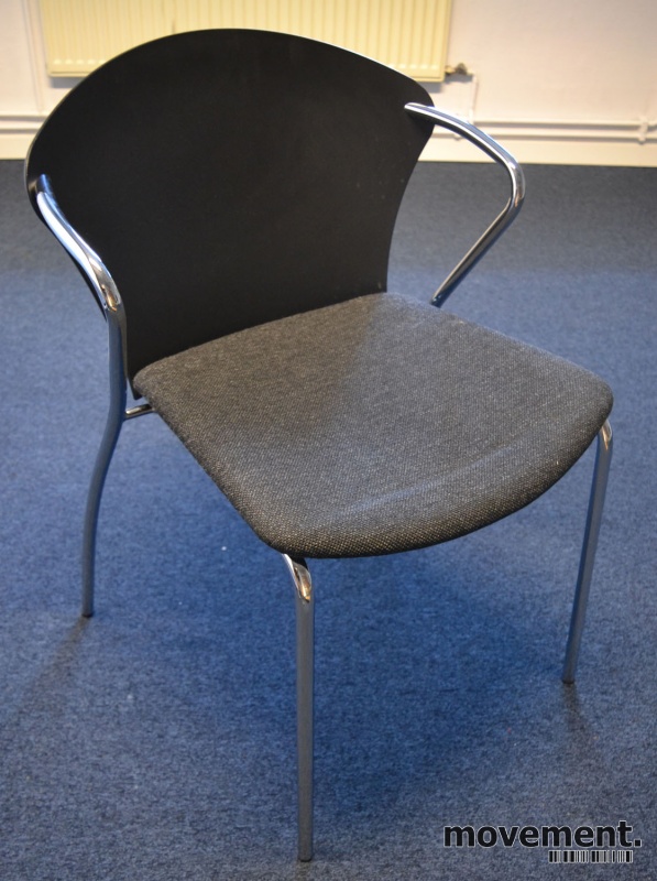 Solgt!Konferansestol i sort med sete i - 1 / 3