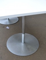 Kompakt møtebord / kantinebord i hvitt / satinert stål, 180x80cm, passer 6 personer, pent brukt understell med ny plate