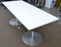 Kompakt møtebord / kantinebord i hvitt / satinert stål, 180x80cm, passer 6 personer, pent brukt understell med ny plate