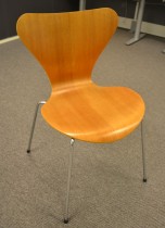 Arne Jacobsen 7er-stol / syver-stol, model 3107, i teak, understell i krom, OBS! Svikt i rygg