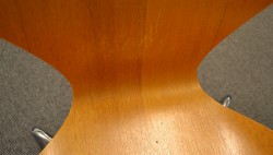 Arne Jacobsen 7er-stol / syver-stol, model 3107, i teak, understell i krom, OBS! Svikt i rygg