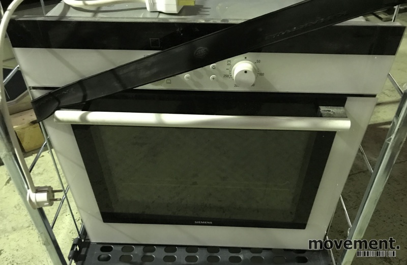 Solgt!Innbyggingsovn fra Siemens, modell - 2 / 3