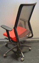 Wagner ErgoMedic 100-2 kontorstol i rødt stoff / rygg i sort mesh, pent brukt