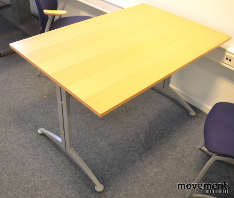Solgt!Kompakt møtebord / kantinebord / - 2 / 3