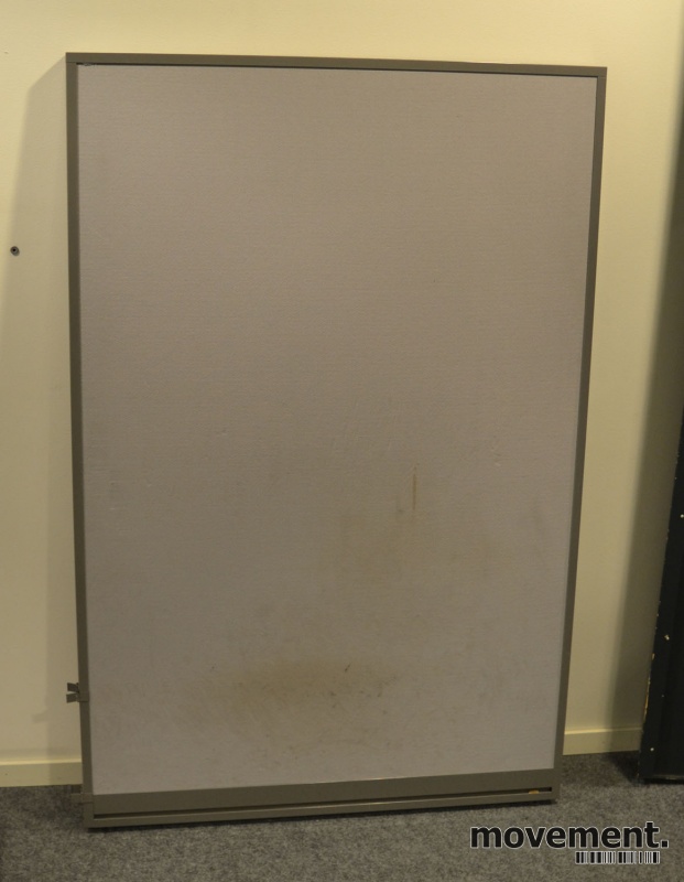 Solgt!Skillevegg fra Kinnarps, modell - 1 / 2