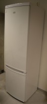 Zanussi ZRB940PW2 kjøleskap/kombiskap med fryser nede  i hvitt, 200cmhøyde, pent brukt