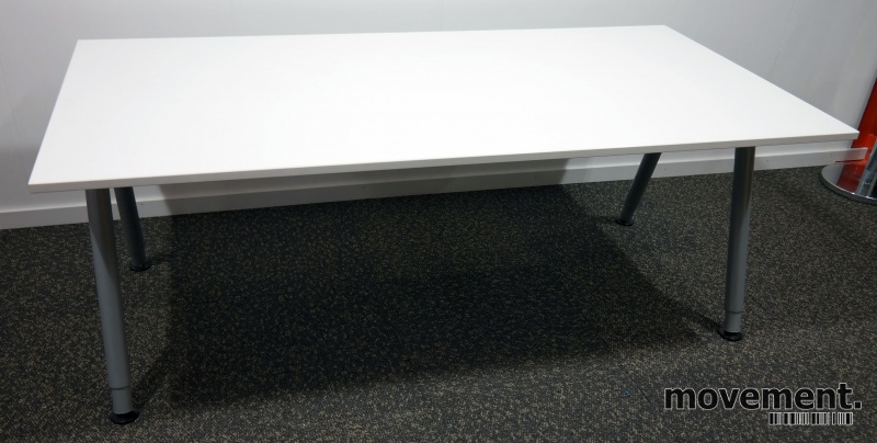 Solgt!IKEA Galant skrivebord i hvitt, - 2 / 3