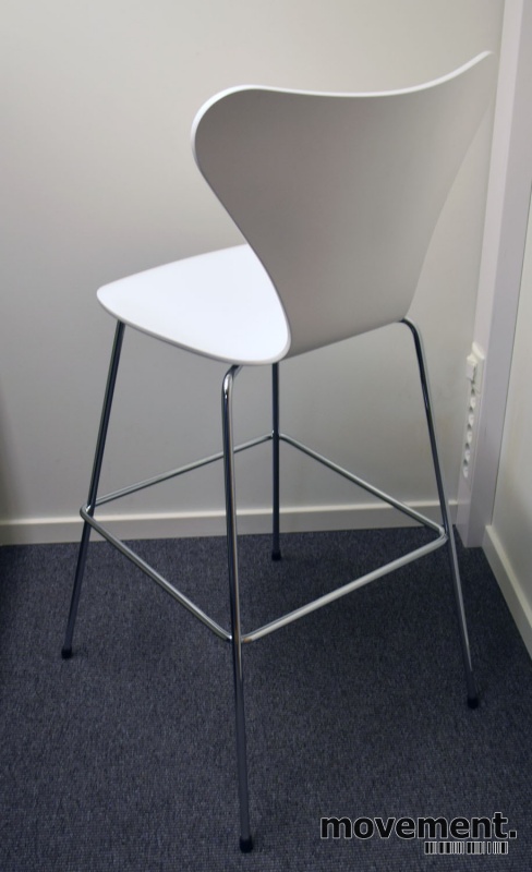 Barkrakk barstol: Arne Jacobsen 7er syverstol, 3107 17 stk Zeta design barstol på lager NYE OG BRUKTE