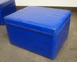 Tress skumpute / skummodul i blått, 50x40x30cm, pent brukt