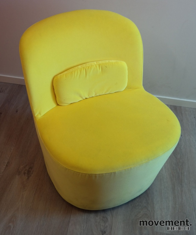 Solgt!Loungestol i gul velour fra IKEAs - 2 / 4