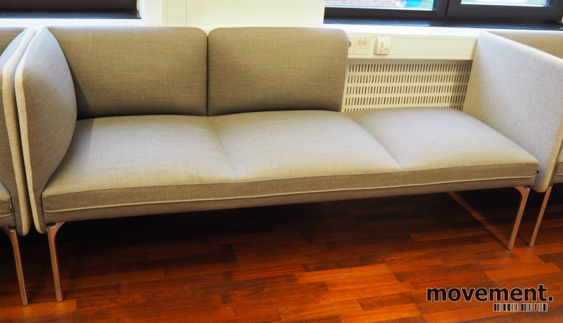 Solgt!3-seter sofa / lounge i grått stoff - 2 / 4