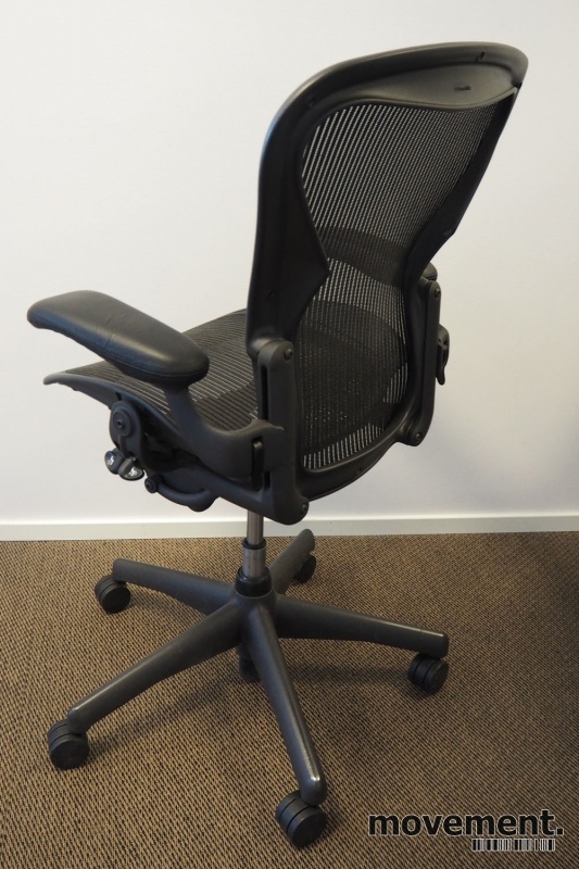 Solgt!Kontorstol: Herman Miller Aeron i - 2 / 2