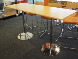 Barbord / ståbord i eik / krom fra Skandiform, modell Slitz, 165x65cm, høyde 91cm, pent brukt