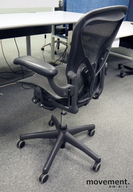 Solgt!Kontorstol: Herman Miller Aeron i - 2 / 3