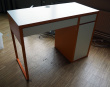 Solgt!Skrivebord i hvitt / orange fra - 2 / 3