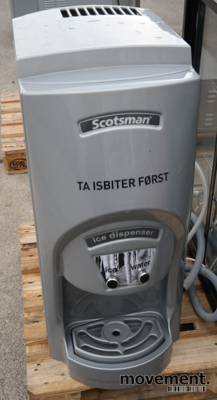 Solgt!Isbitmaskin / isdispenser fra - 1 / 4