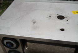 Arbeidsbenk med koppholdere / koppdispenser i rustfritt stål, 215x60cm, pent brukt