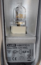 Luxo Arketto Bordlampe i sølvgrått med bordfeste, Design: Yaacov Kaufmann, pent brukt