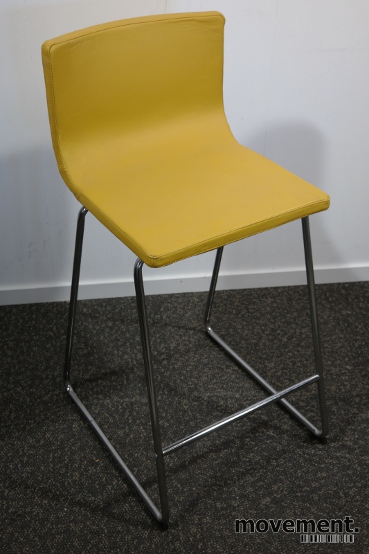 Solgt!IKEA Bernhard barstol i gult skinn - 1 / 4