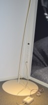 Foscarini Twiggy stålampe i beige/offwhite, høyde ca 210cm, pent brukt