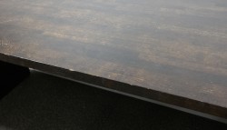 Barbord / ståbord i brunbeiset eik, 180x80cm, høyde 90cm, brukt med noe slitasje