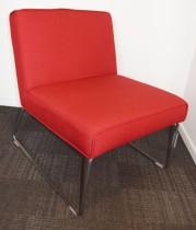 Loungestol / lenestol i rødt stoff / grålakkert understell, pent brukt
