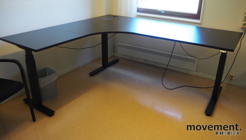 Solgt!Hjørneløsning / skrivebord med - 2 / 3