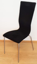 Konferansestol fra EFG HovDokka i sort mikrofiber (comfort) / alugrå ben, høy rygg. modell GRAF, pent brukt