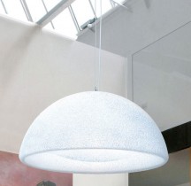 Stor pendellampe: Lumen Center Italia, modell Iceglobe Semi Gigant S 78cm, pent brukt
