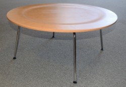 Vitra Coffee Table Metal CTM i formspent finer / krom, ask, design: Charles & Ray Eames, pent brukt