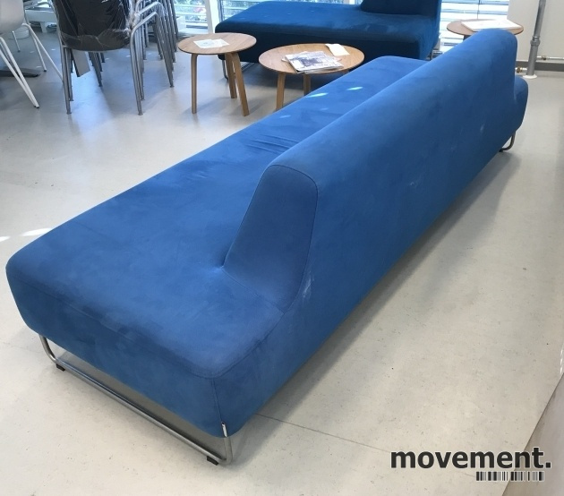 Solgt!UGO sofa i blått mikrofiberstoff - 2 / 5