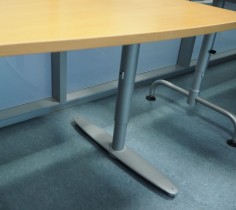 Kinnarps hjørneløsning skrivebord i bøk, venstreløsning, 200x180cm, T-serie, pent brukt