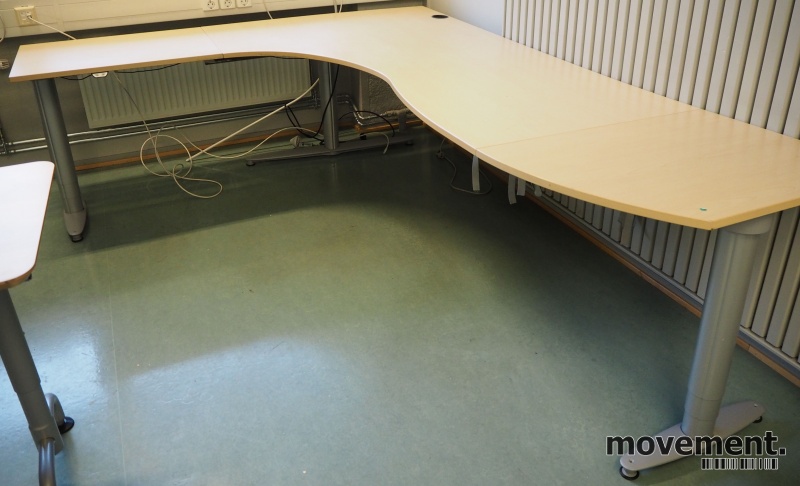 Solgt!Kinnarps elektrisk hevsenk - 1 / 3