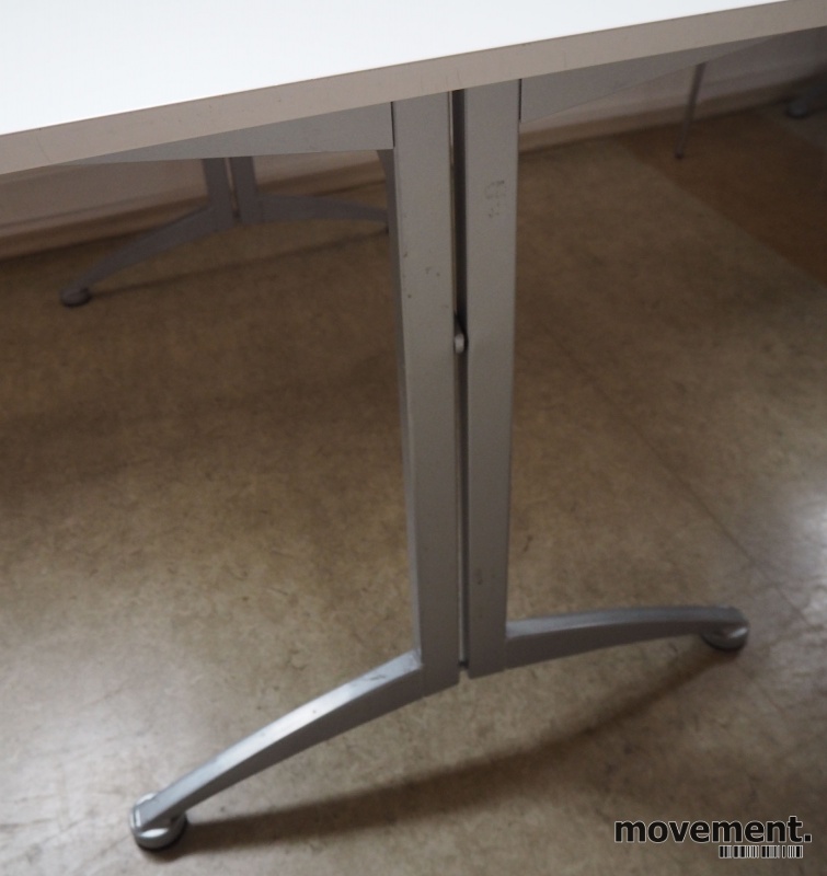 Solgt!Kinnarps skrivebord / kantinebord i - 3 / 3