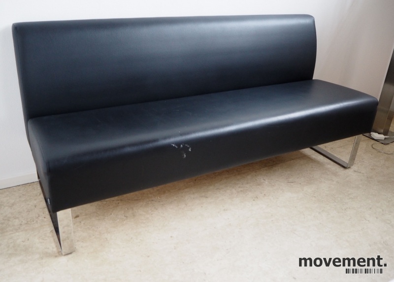 Solgt!Sittebenk / sofa for kantine e.l i - 1 / 3