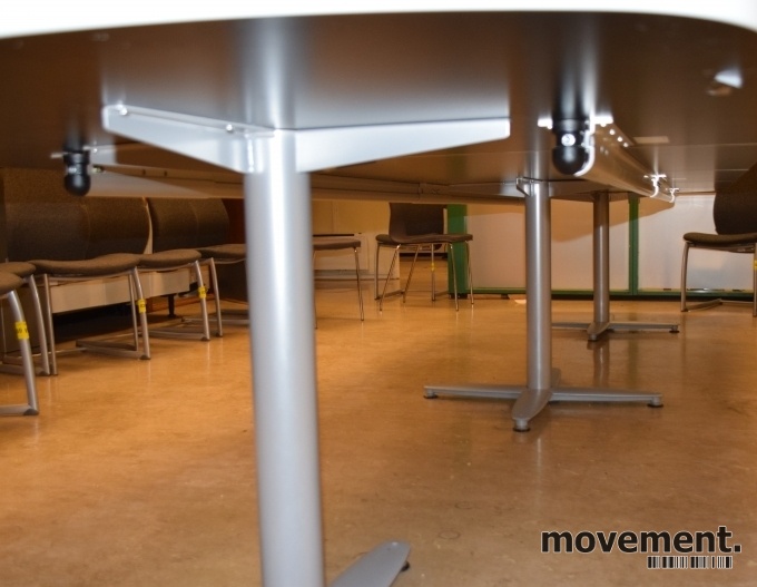 Solgt!Kinnarps T-serie konferansebord / - 4 / 4